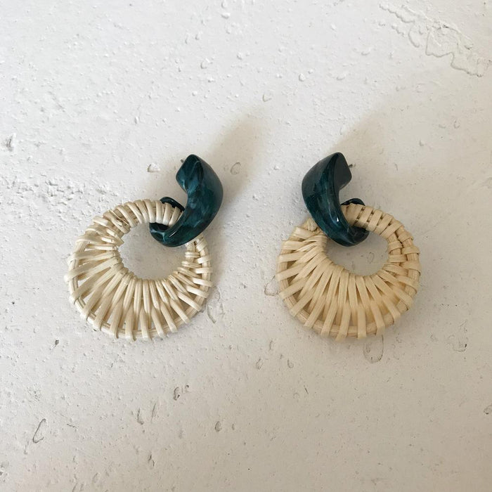 Vintage Resin Circular Hollow Bamboo Rattan Woven Earrings