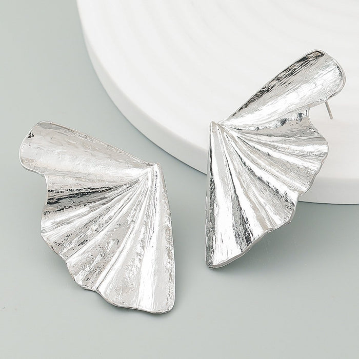 Exaggerated Maple Leaf Simple Design Vintage Earrings