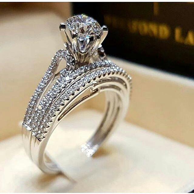 Multi Style Hot Selling Zircon Inlaid Ring