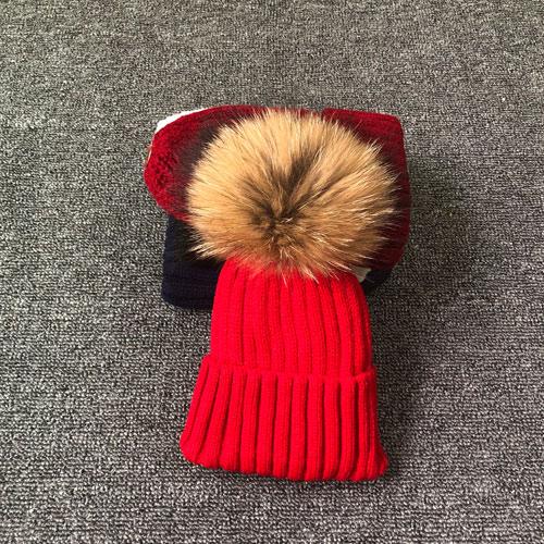 Winter Brand Female Fur Pom Poms hat