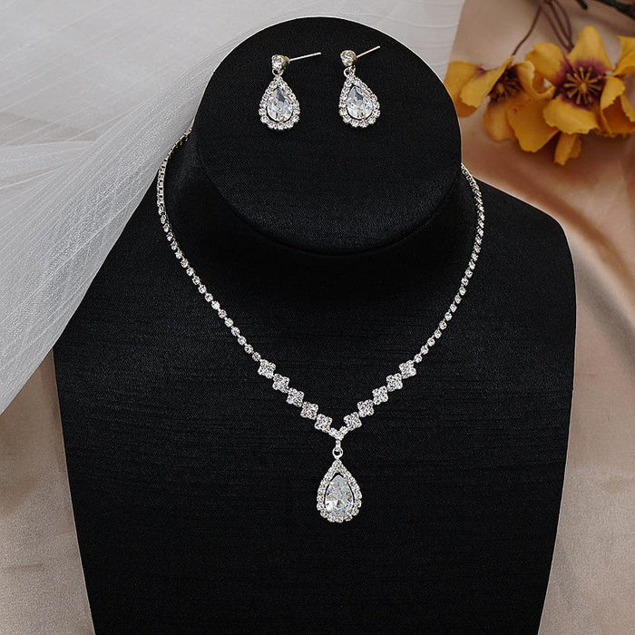 Fashion Female Zircon Necklace Earrings Jewelry Set