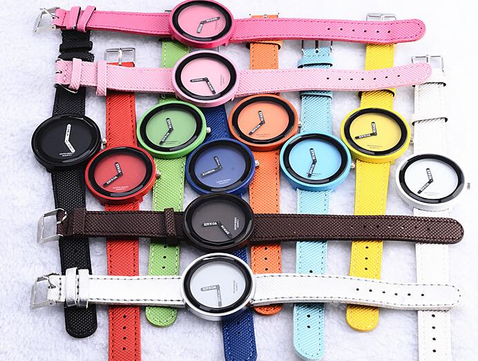 Fashion Women Quartz Leather Strap WristWatch