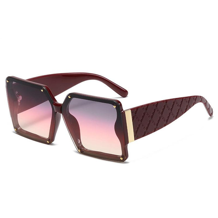 Box conjoined Sunglasses rivets