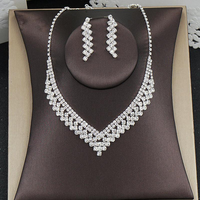 Women's Jewelry Exquisite Versatile Necklace Earring Set