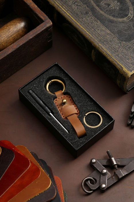 Fashion Simple Multicolor Leather Keychain