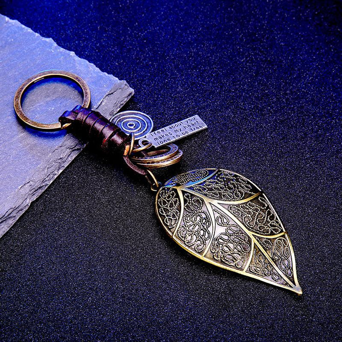 Vintage leaf leather key chain creative small gift hand woven car key chain pendant