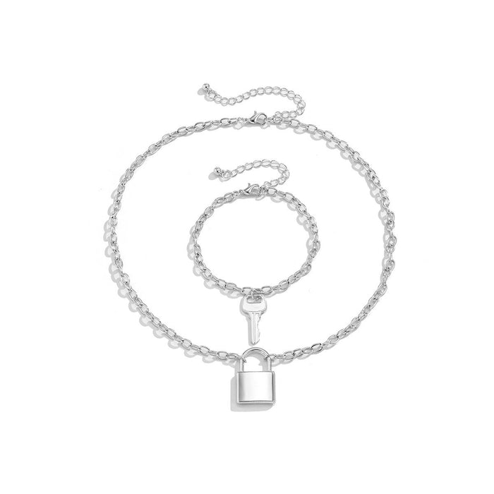 Personalized Simple Lock Pendant Single Layer Necklace Set