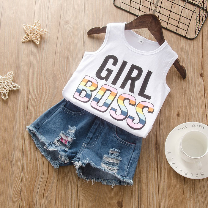 White lettered print vest with holes jeans two piece set