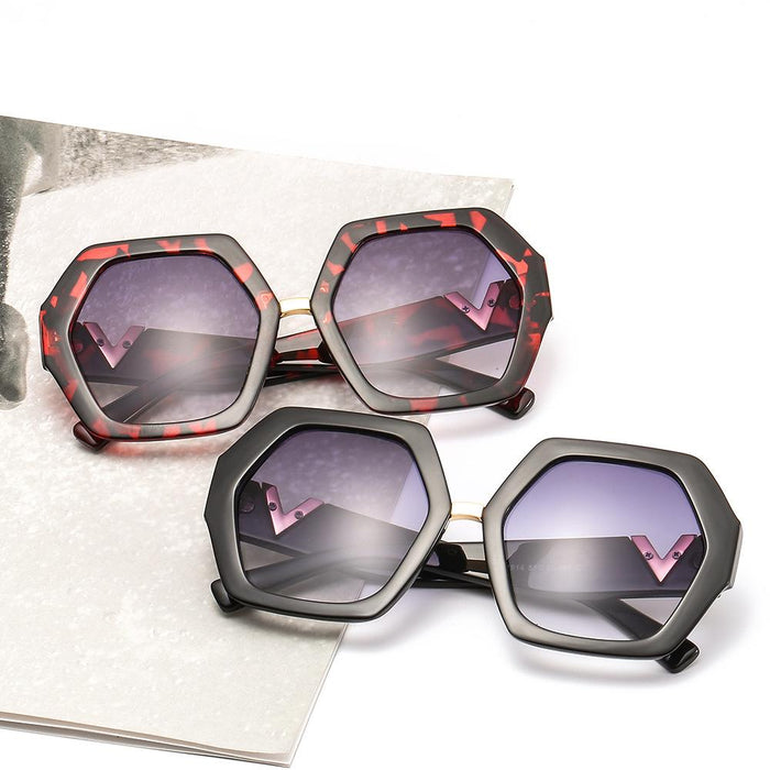 Thick Frame Sunglasses Women's large frame V-shaped Leopard Print