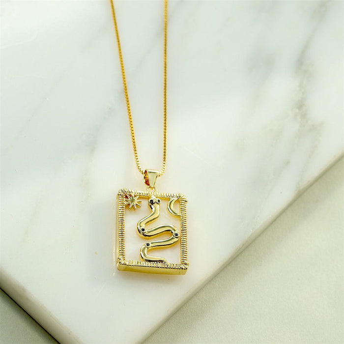 Vintage Bohemian style snake totem Pendant Necklace