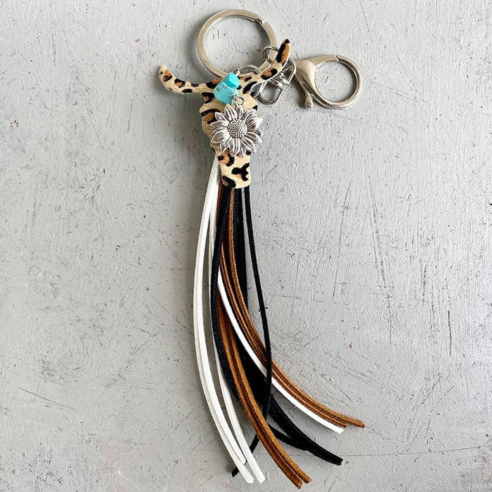 Western style ox head shape leather keychain handmade key chain