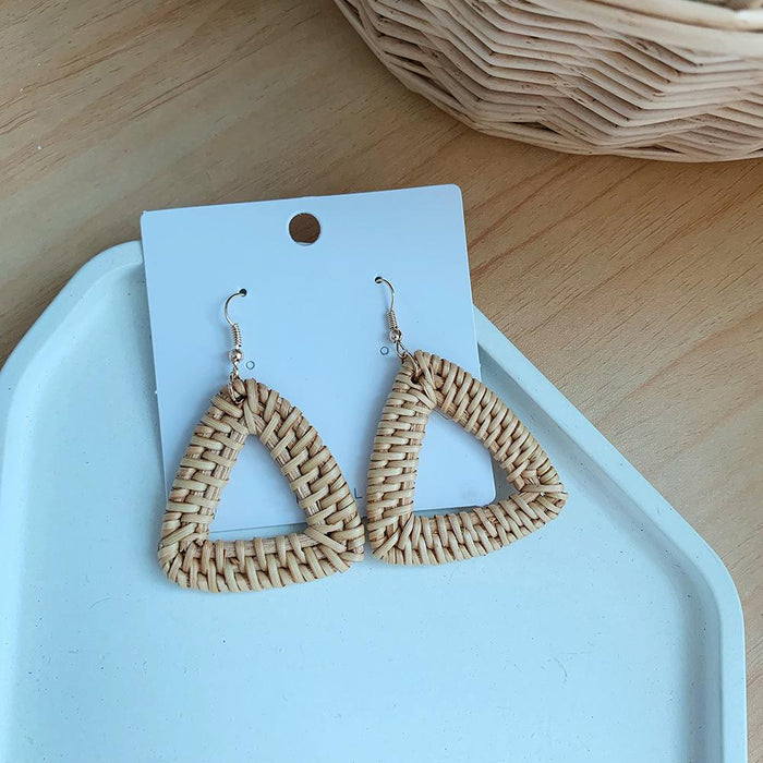 Popular Handmade Natural Grass Woven Earrings