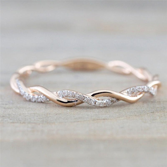Twist diamond ring