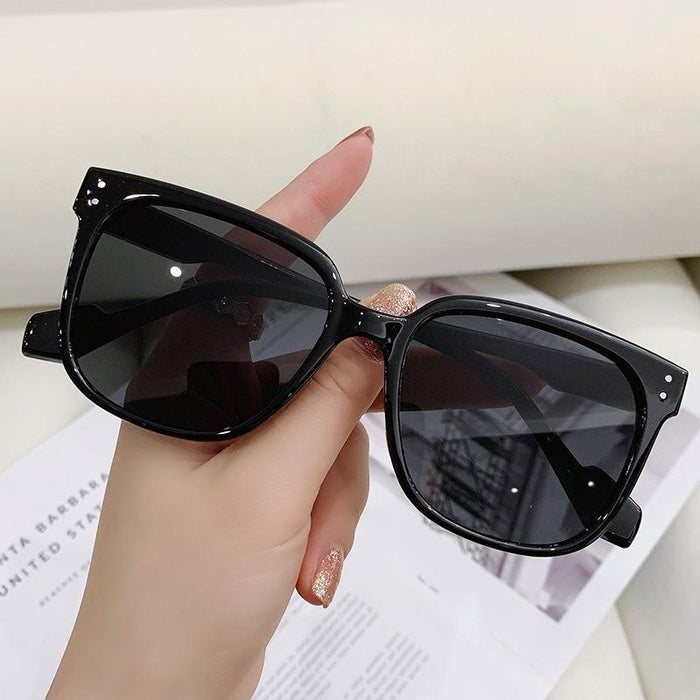 Men's and women's Retro square meter nail Sunglasses