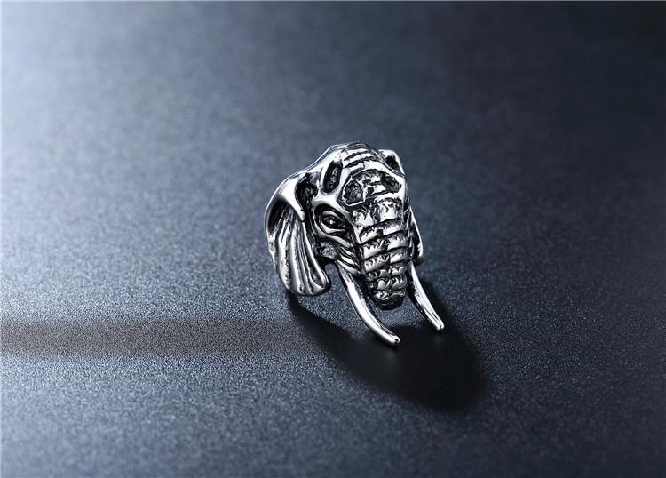 Retro Thai Elephant Men's Titanium Steel Ring