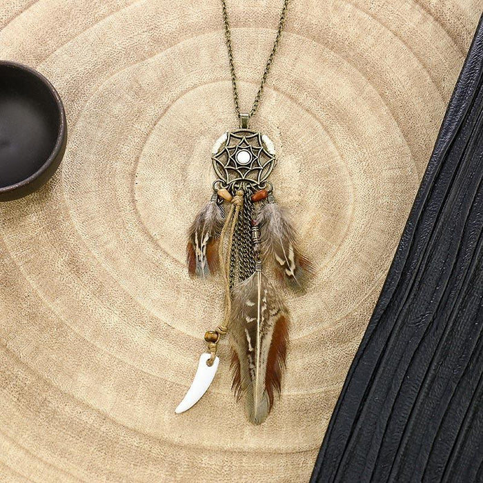 Women's Vintage Hollow Round Feather Necklace