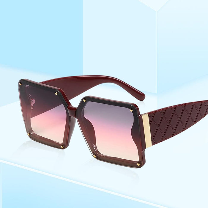 Box conjoined Sunglasses rivets