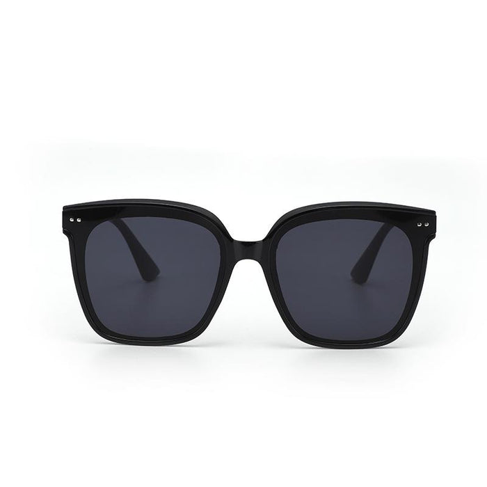 Men's and women's sunscreen Sunglasses