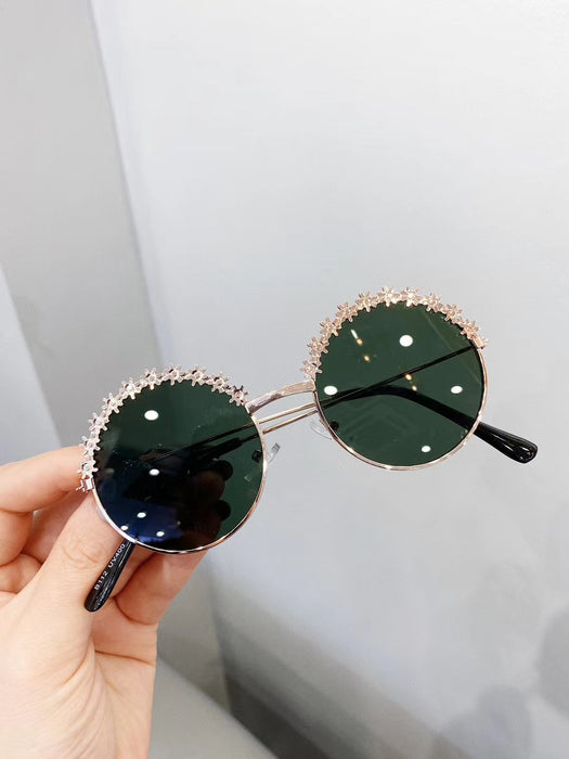 Metallic texture of children's flower Sunglasses