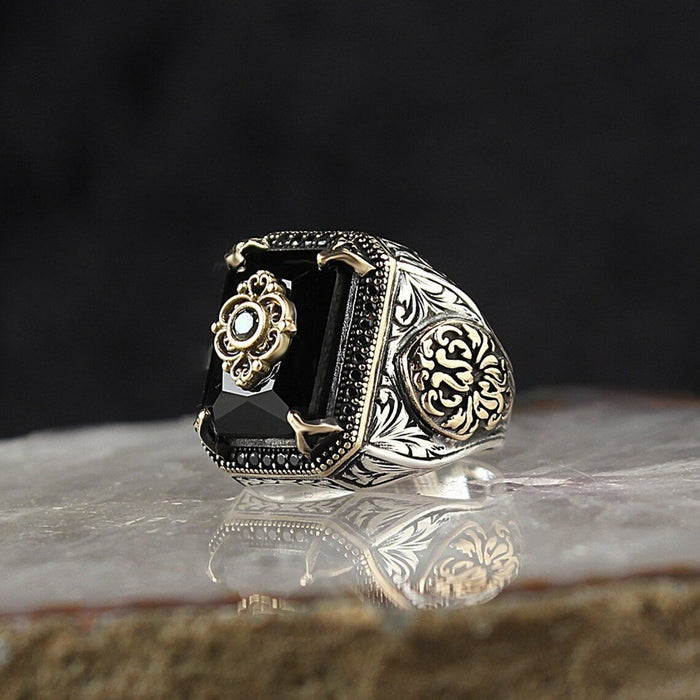 Popular Vintage Style Inlaid Zircon Ring