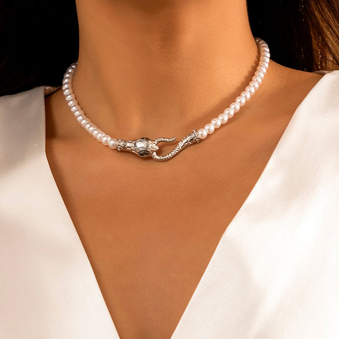 Woven Pearl Simple Snake Necklace