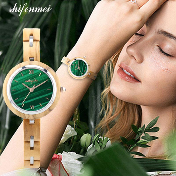 2022 New Classic Noble Green Quartz Wooden Watch
