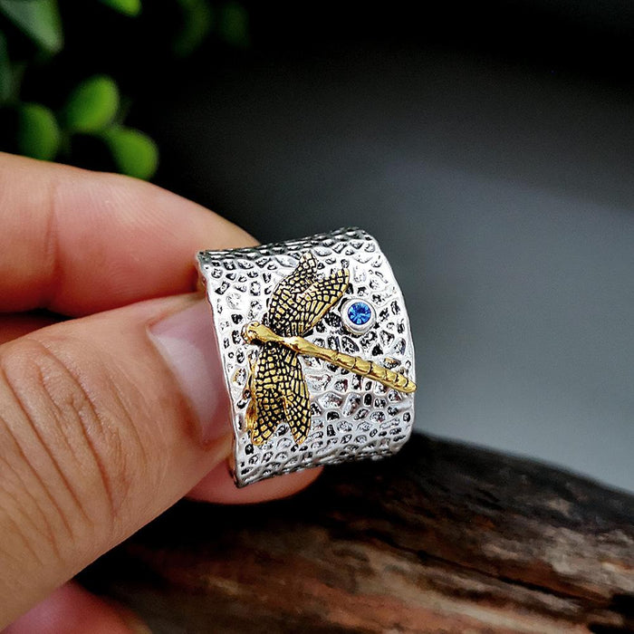 Vintage Creative Golden Dragonfly Ring