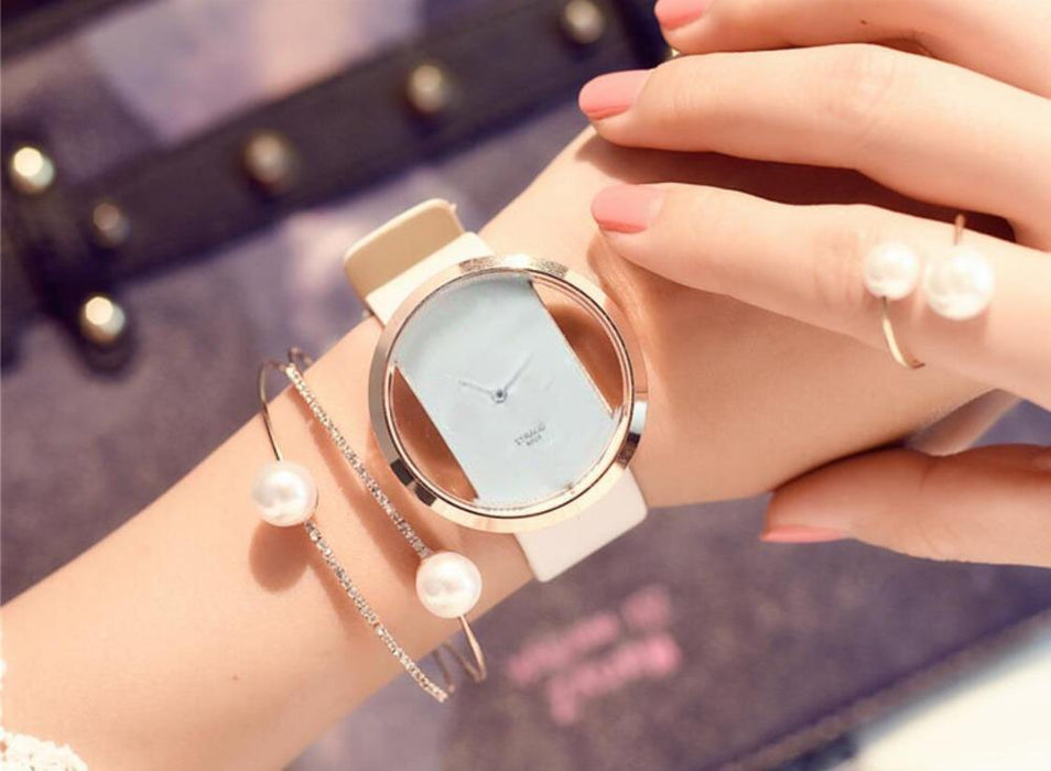 Classic Women Simple Ladies Quartz Wristwatch Clock Leather Straps