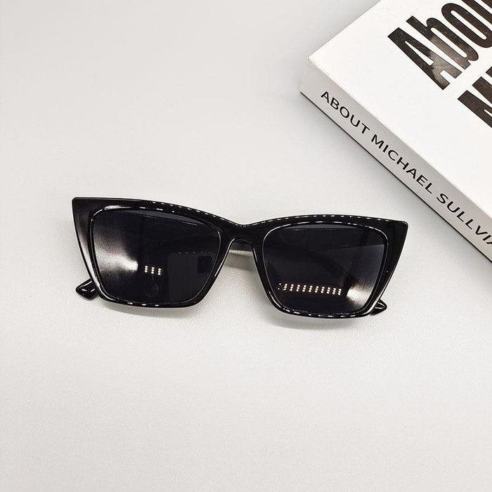 Fashionable Retro Personalized Sunglasses