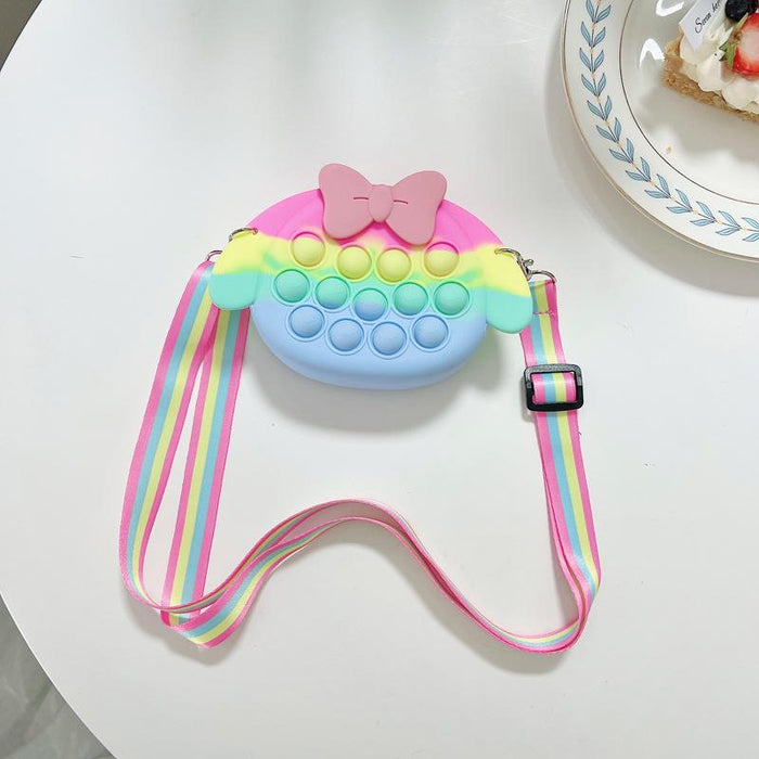 Bow powder diagonal bag toy