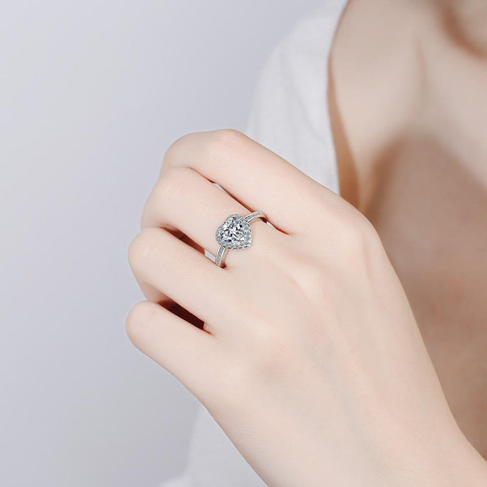 New Creative Wide-faced Rhinestone Heart Ring