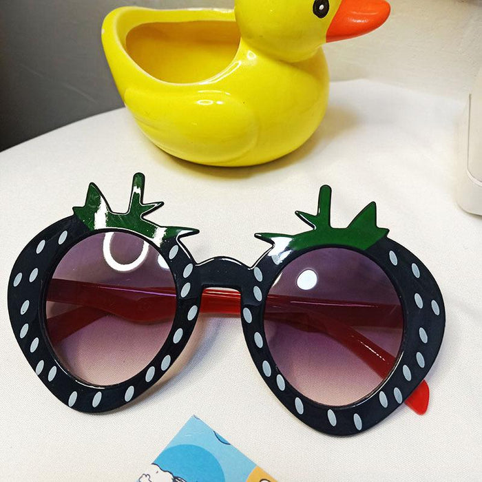 Fashion Cartoon Strawberry Children's Decorative Sunglasses